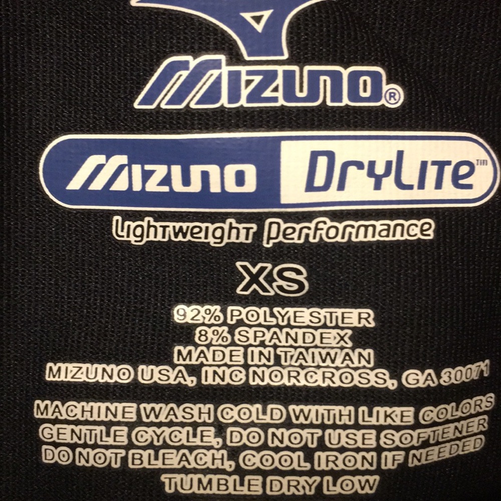 NWOT Mizuno Drylite Lightweight performance Shirt - Picture 8 of 8